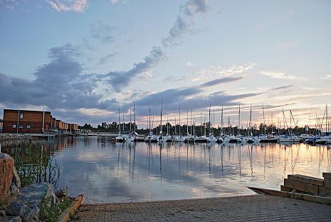 Foto Sie planen Ihr Haus, Ihr Grundst�ck oder Ihre Eigentumswohnung in Gro�p�sna zu verkaufen? Sie m�chten den aktuellen Wert Ihrer Immobilie wissen? Die Ver�nderungen am Immobilienmarkt machen Sie unsicher und Sie w�nschen eine unverbindliche Beratung zu Ihrem Hausverkauf? Dann freuen wir uns auf Ihren Anruf!