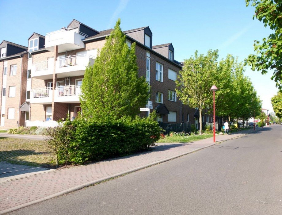 Blick von der Stra�e aus Etagenwohnung Leipzig