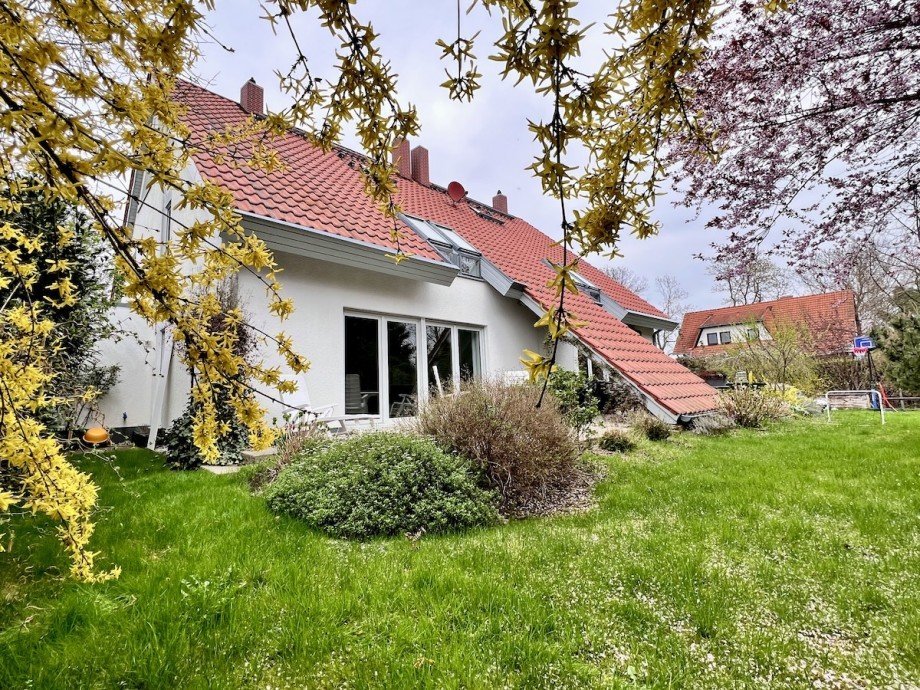 R�ckansicht Doppelhaush�lfte Naunhof