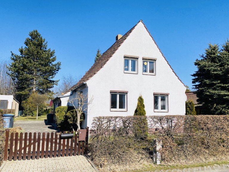 Das Objekt ist verkauft. Leipzig Einfamilienhaus +++ Unsaniertes Sch�tzchen in Portitzer Teichsiedlung +++