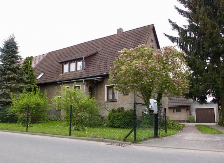 Ansicht Belgershain Zweifamilienhaus +++ Gro�es EFH/ZFH mit Nebengelass in Belgershain+++