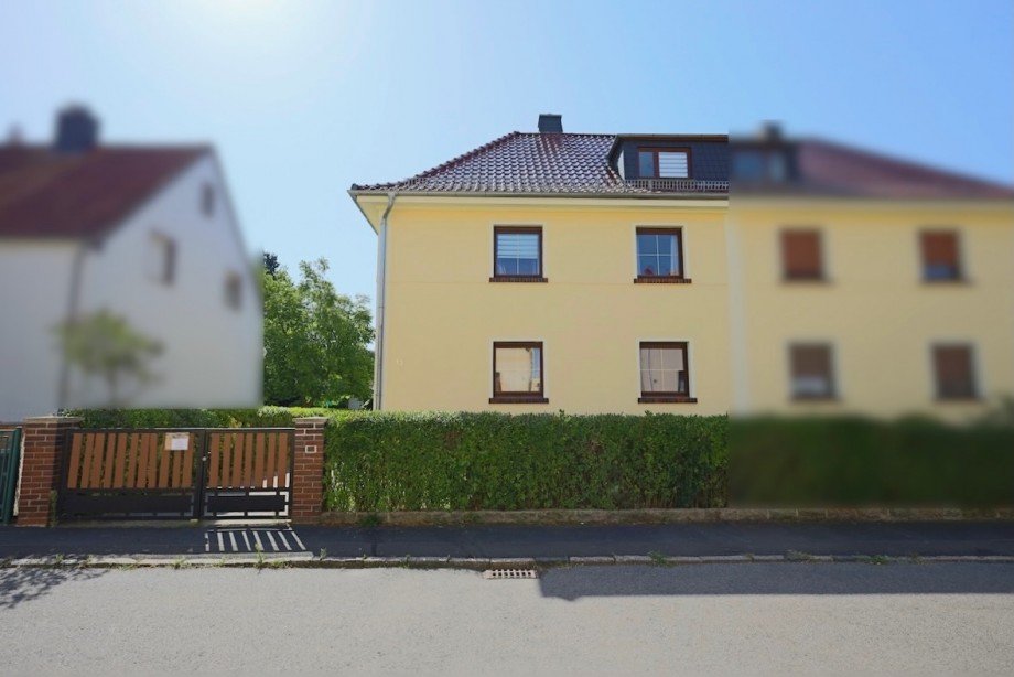 Vorderansicht Doppelhaush�lfte Naunhof