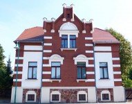 Hauptbild +++ Denkmal-Villa mit idyllischem Garten in Naunhof +++