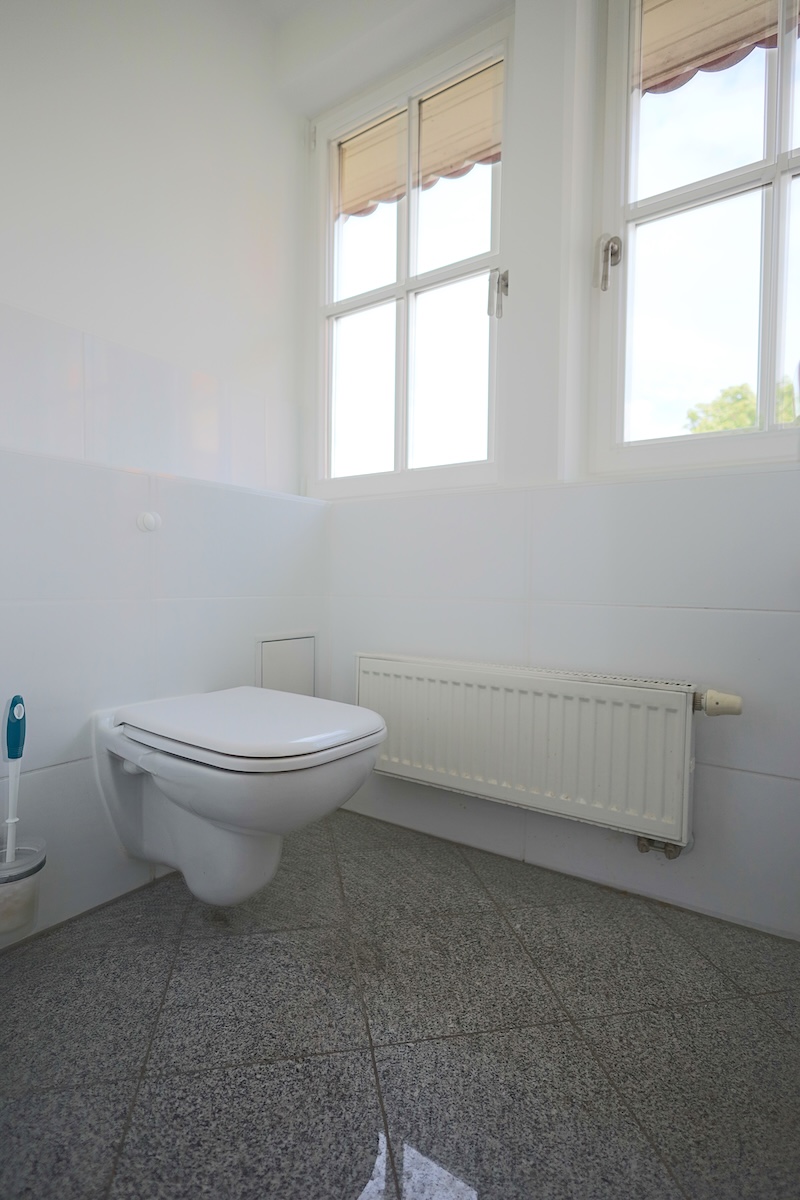 G�ste WC Wohnung Brandis