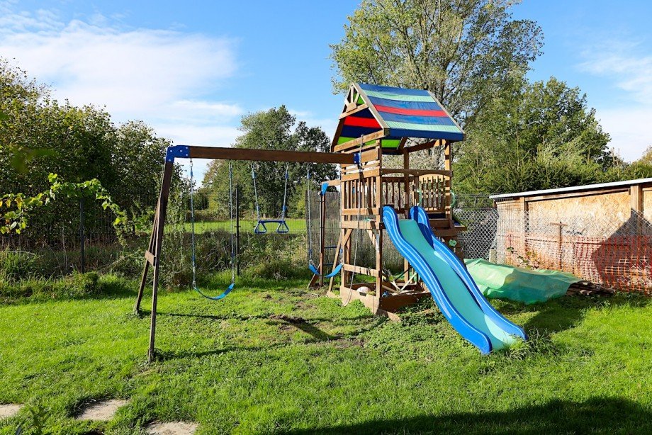 Spielplatz f�r die Kinder Haus Grimma