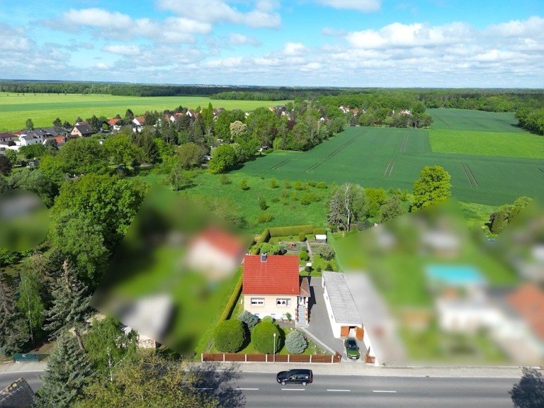 Luftbild Parthenstein Einfamilienhaus Wohnidylle pur � Solides Einfamilienhaus mit tollem Garten in Klinga
