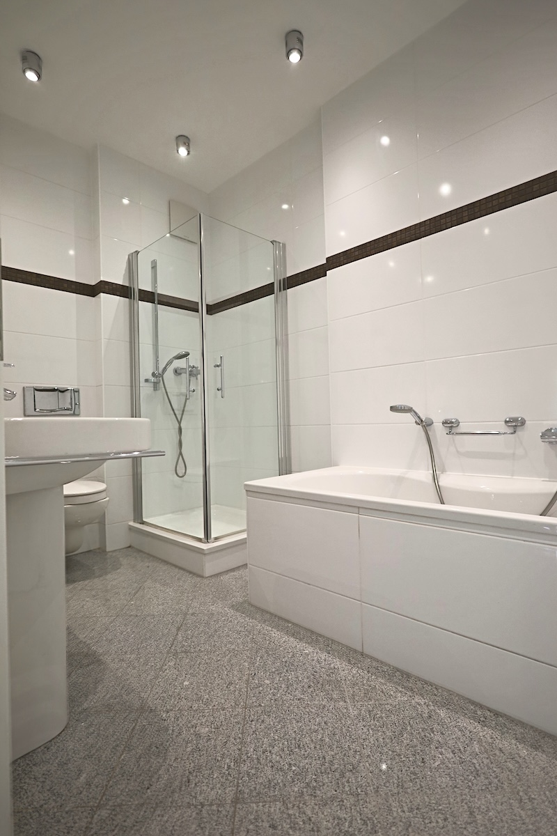 tolles Bad Wohnung Brandis