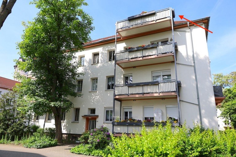 nicht einsehbarer Balkon Markkleeberg Wohnung 2018/19 runderneuert +++ 4-Zimmer-DG-Wohnung in Markkleeberg