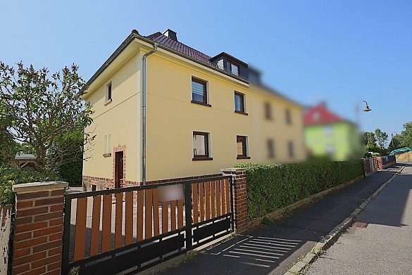 Foto Charmante Doppelhaushälfte mit vielen Gestaltungsmöglichkeiten mitten in Naunhof.